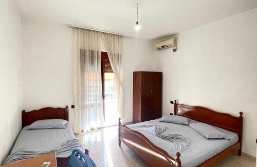 Shkembi i Kavajes Villa | Vila Leonardo's