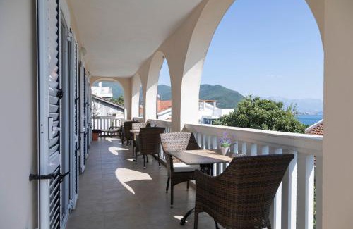 Herceg Novi House | Vila Midami - Herceg Novi Savina