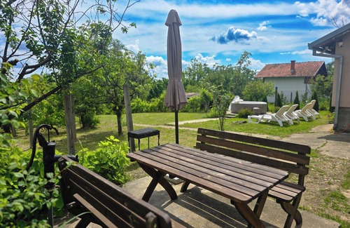 Petrovaradin House | Vila Nera Banstol Cottage