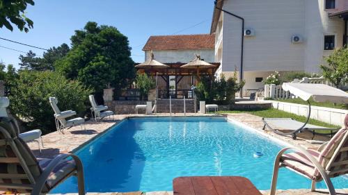 Belgrade Villa | VILA PEKEČ