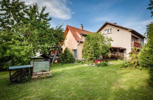 Demanova House | Vila Viktoria