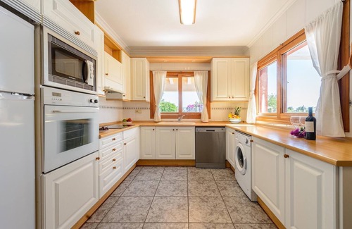 Sant Josep de sa Talaia Villa | Villa Sa Carroca - Four Bedroom Villa, Sleeps 8