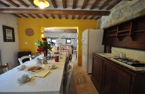 Santa Vittoria in Matenano Villa | Villa with pool in the National Park, 6 bedrooms, 16 people, 7 bathrooms