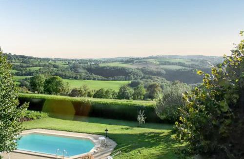 Mur-de-Barrez Villa | Villa élégante à Mur-de-Barrez avec piscine privée