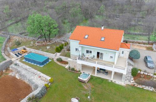 Svib Villa | Villa Čelinka