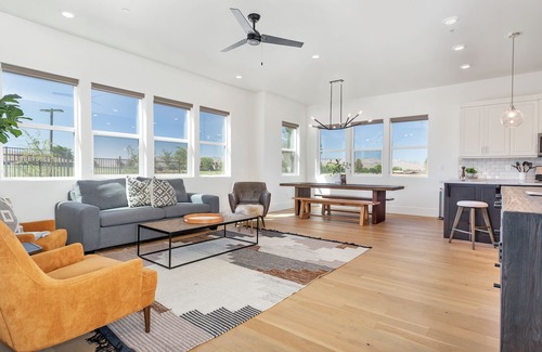 Bloomington Condo | Villa #07 at Bloomington Country Club