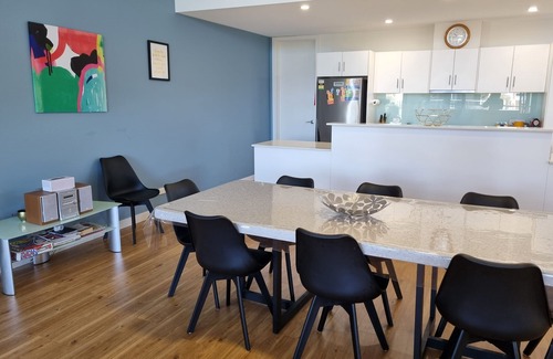 Normanville Villa | Villa 18 South Shores Resort, Normanville - Impressive Beach Villa with FOXTEL