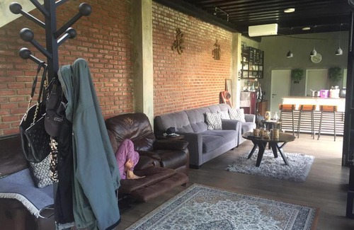 Bandung Villa | Villa 2 Lt 500M2 Di Perkotaan Margahayu Bandung