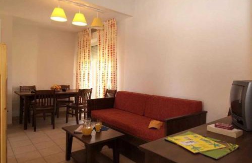 Prayssac Villa | Villa 3 étoiles - Piscine - eeidhb