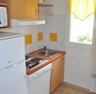 Prayssac Villa | Villa 3 étoiles - Piscine - eeidhb