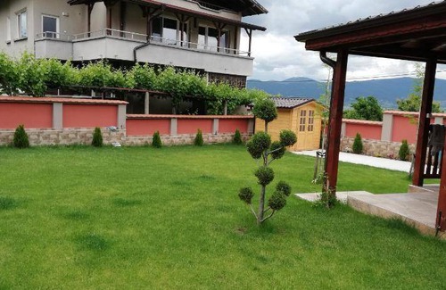 Sapareva Banya Villa | Villa ∙ 3 bedrooms ∙ 9 guests