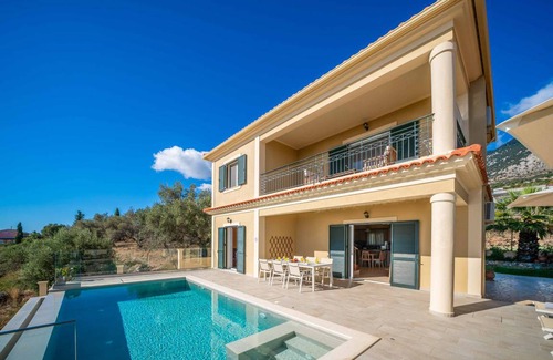 Vlachata Villa | Villa ∙ 3 bedrooms ∙ 6 guests