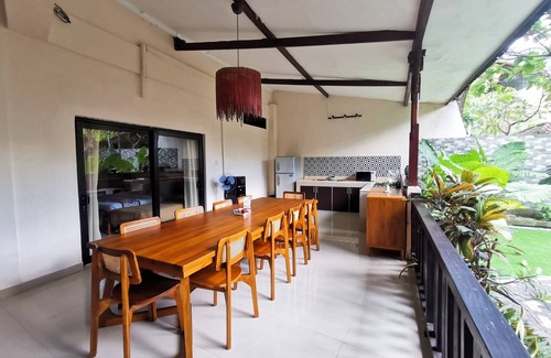 Central Seminyak Villa | Villa 3 BR Central Seminyak mins to Beach