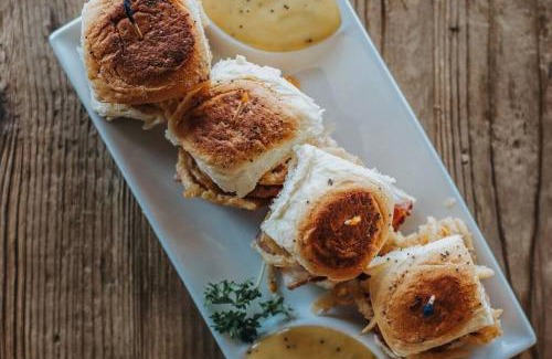 Bloomington House | Villa 30 - 4 bedroom townhome pool and hot tub