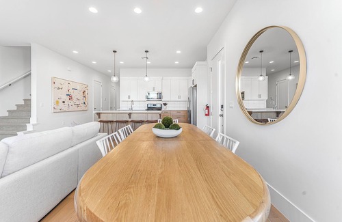 Bloomington House | Villa #35 at Bloomington Country Club: Pool, Golf, Restaurant