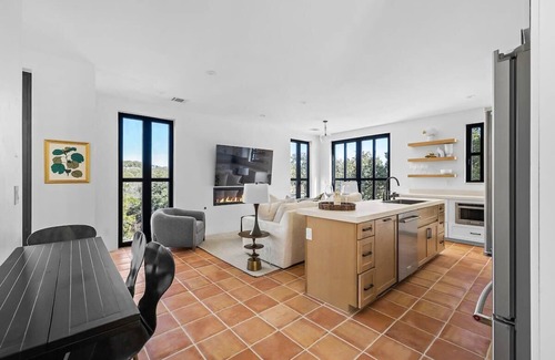 Spicewood Villa | Villa 4: 3-Bedroom|Firepit|Pool|Hot tub|Cornhole