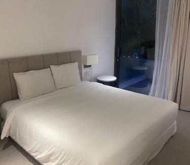 Phuoc Thuan Villa | VILLA 5 BED ROOMS SANCTUARY HỒ TRÀM ll Private Beach ll BBQ