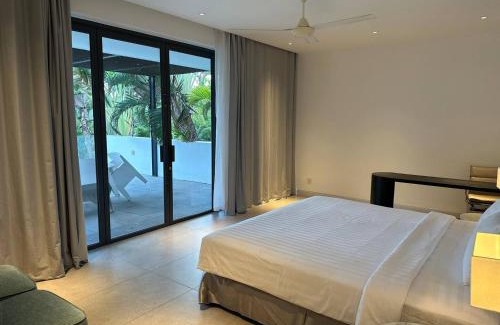 Phuoc Thuan Villa | VILLA 5 BED ROOMS SANCTUARY HỒ TRÀM ll Private Beach ll BBQ
