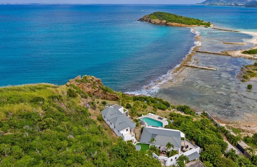 Nettle Bay Villa | Villa ∙ 5 bedrooms ∙ 10 guests