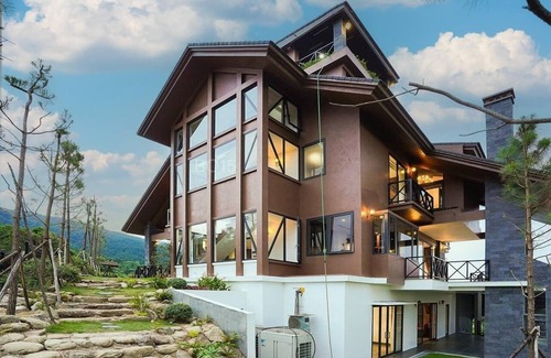 Tam Duong Villa | Villa 5 sao tiện nghi, bể bơi, sân golf, cách Hà Nội 50 phút di chuyển,