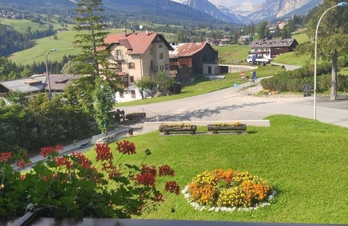 Cortina d'Ampezzo Apartment | Villa 5 Torri