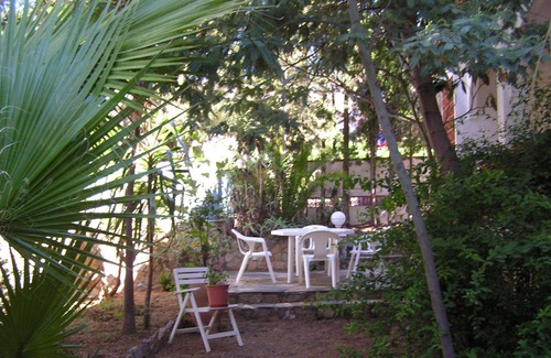 Llanca Villa | VILLA 50 METERS FROM THE BEACH