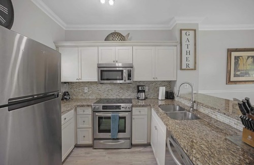 Marathon House | Villa 5103 on Duck Key BOAT SLIP available