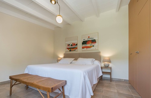 Ses Rotgetes de Canet House | Villa #6- Life in middle of a vineyard, with a 600 Mb WIFI. Made for Nomads.