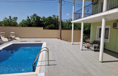 Klinci Villa | Villa Aberdeen
