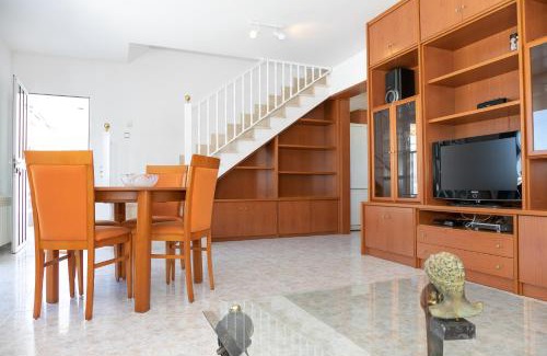 L'Eucaliptus Villa | VILLA ADELAIDA