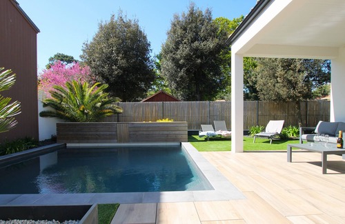 Saint-Vincent-sur-Jard House | Villa Agapanthes, perfect in any season, with heated swimming pool