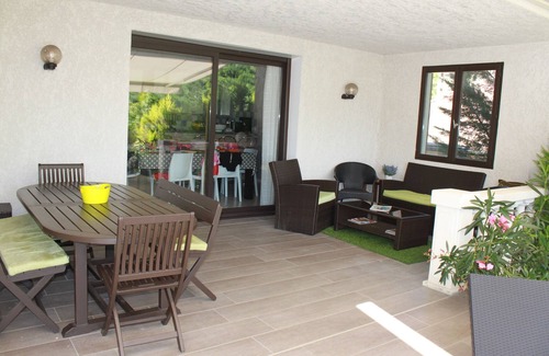Aix-les-Bains House | Villa Aix les Bains, overlooking Lac du Bourget (Rhône Alpes, Savoie)