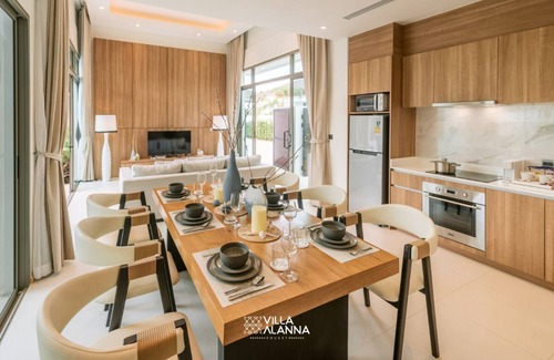 Bang Tao Villa | VILLA ALANNA Phuket