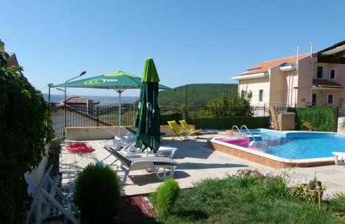 Osenovo Villa | Villa Albena Bay View