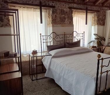 Mascali House | Villa Alessio - Case Vacanza con Piscina sull'Etna