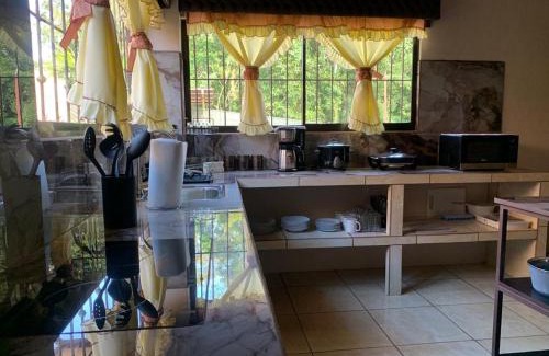 Rio Cuarto de Grecia Villa | Villa Ali Río Cuarto