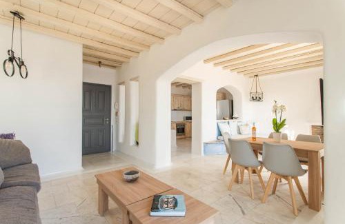 Houlakia Villa | Villa Alitis by Mykonos Rocks