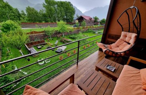 Kazbegi Villa | -Villa Allegria Kazbegi-