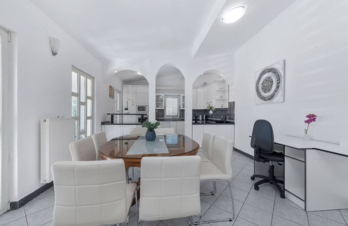 Neoric Villa | Villa Almas 2 with swimming pool