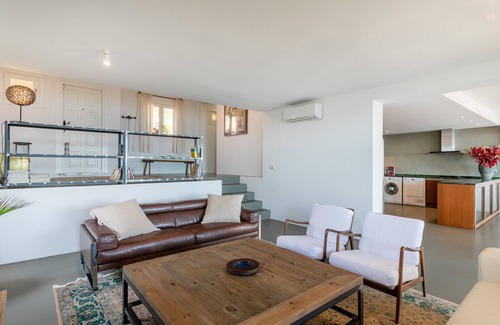 Gran Alacant Villa | Villa 'Almela's' with Spectacular Sea View, Wi-Fi and Air Conditioning