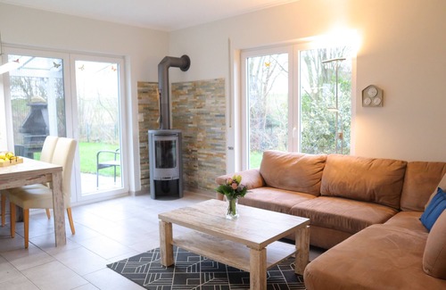 Dorumer Neufeld House | Villa am Meer-Antje: North Sea magic for unforgettable moments just 300m from the sea!