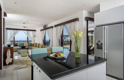 Ungasan Villa | Villa Amanie - Modern Balinese Luxury with Spectacular Views