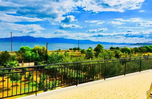 Molos-Agios Konstantinos Villa | Villa Amatheia, Beachfront