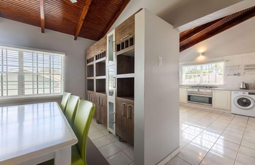 Montana Rey Villa | Villa Ambrosia is a beautiful recently renovated large villa with a jacuzzi