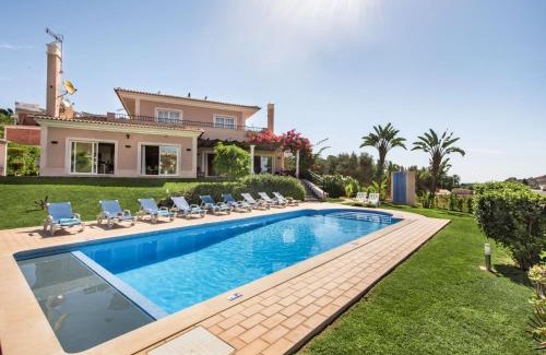 Albufeira Villa | Villa Amendoeiras by Interhome