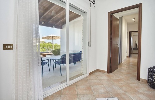 Alcamo Villa | Villa Amethyst with Pool, WiFi, Parking, Free