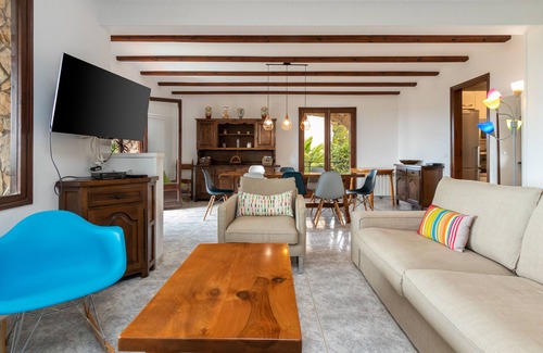 El Vilar d'Aro Villa | "Villa Amistad" with Mountain View, Private Pool & Wi-Fi