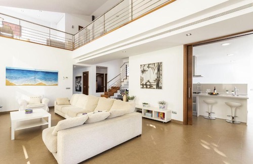 Inca Villa | Villa Angela Family Suite