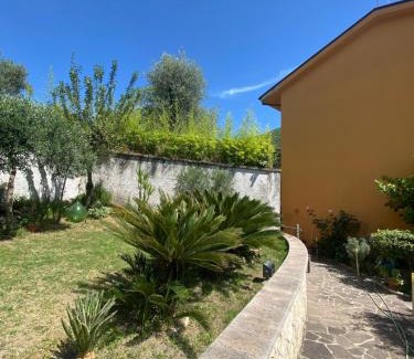 Moschiano Villa | Villa Angela
