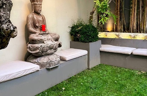 Dyanapura Villa | Villa Anh Yeu - 6 BR villa in Seminyak with Private Pool & Tropical Garden